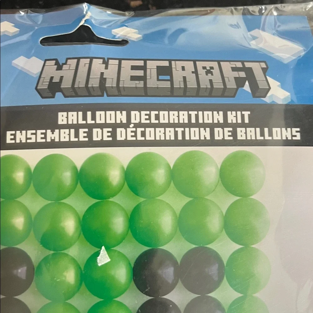 Minecraft 6’ Balloon Decoration Kit